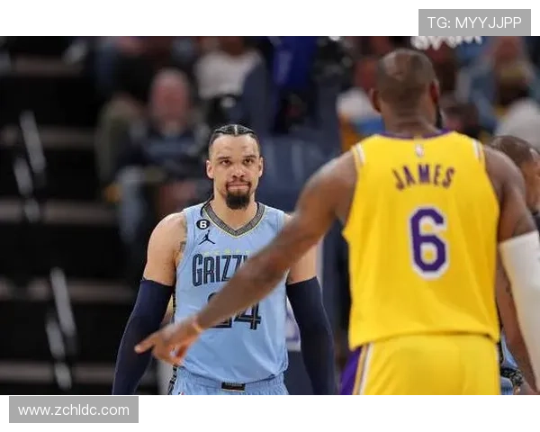 太阳胜篮网布克24狄龙27